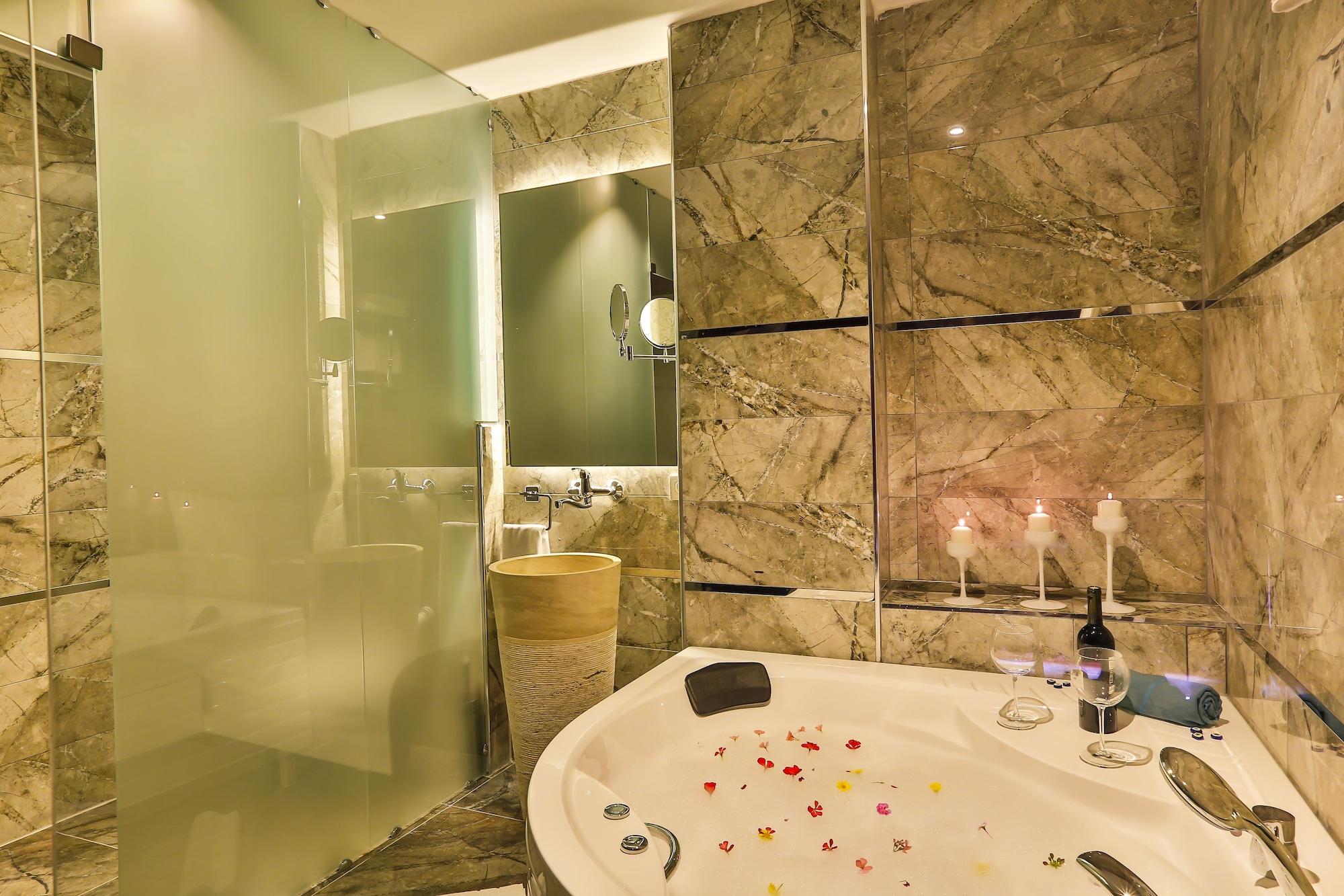 Bellezza Hotel Ortakoy Istanbul Bagian luar foto